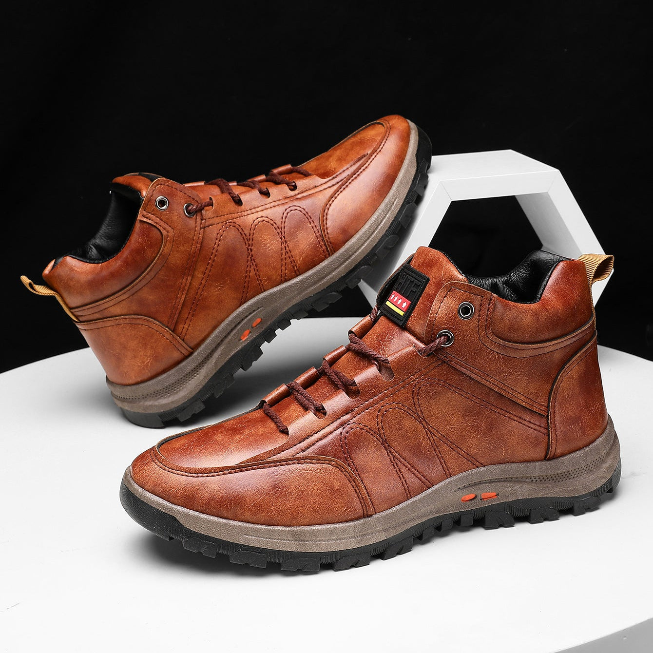 Najwyższej jakości obuwie ortopedyczne flemat® | Ergonomiczna konstrukcja zapewniająca ulgę w bólu i wygodę noszenia bez uczucia zmęczenia.