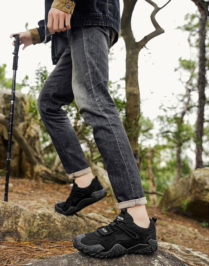 Ortopedyczne buty trekkingowe — z podparciem łuku stopy dla wygody podczas chodzenia